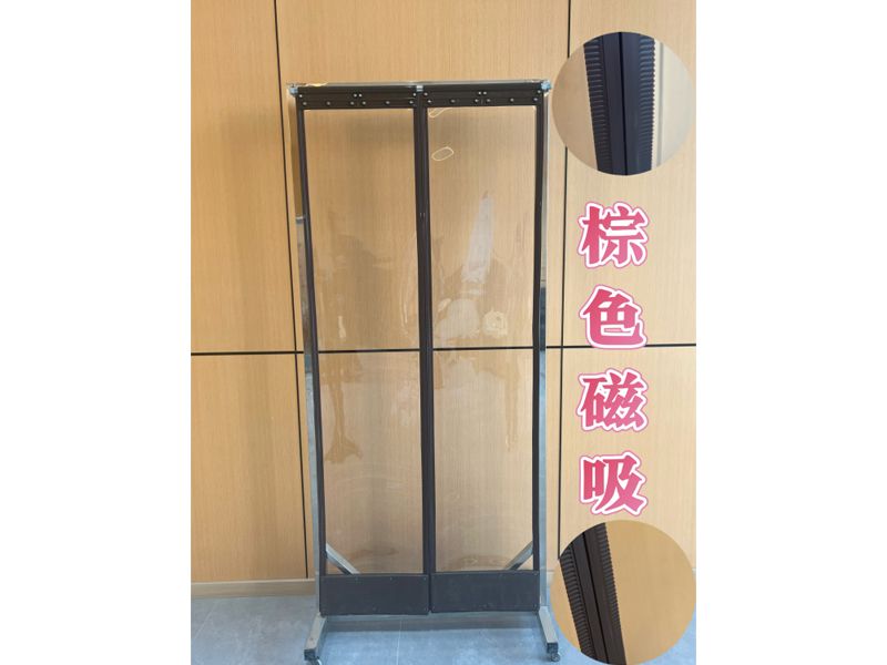 深棕色