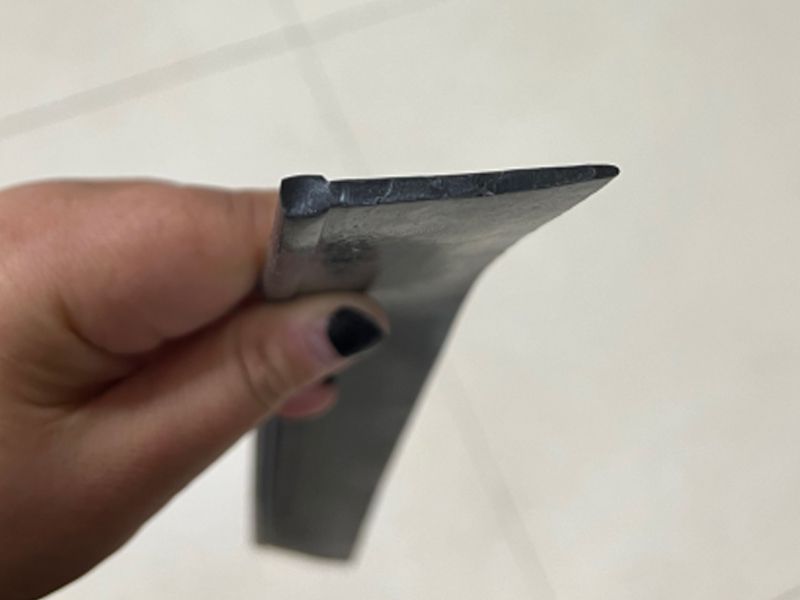 黑色皮子